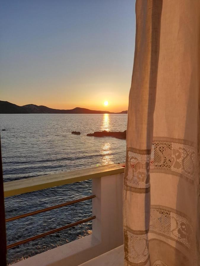 Milos By The Sea - Eco House Plaka  Esterno foto